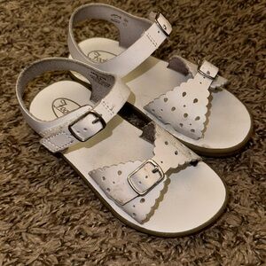 Girls white saltwater sandals size 9